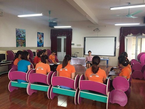 Thứ 6, ngày 19/08/2016 tổ chuyên môn trường MN Đô Thị Sài Đồng tổ chức họp chuyên môn 